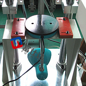 兩軸自動鎖螺絲機案例